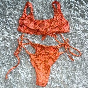 Seamless rude swim set